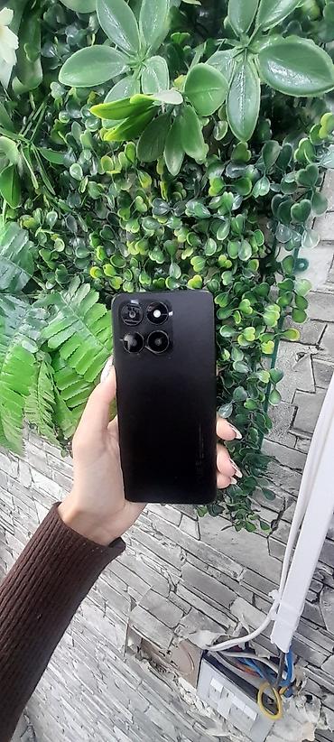 isdenmis telefonlar: Honor X6a, 128 GB, rəng - Qara, Zəmanət — 1