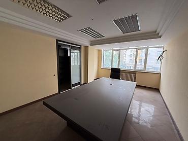 аренда иссык куль: Аренда офисов, 402 м², В бизнес центре — 5