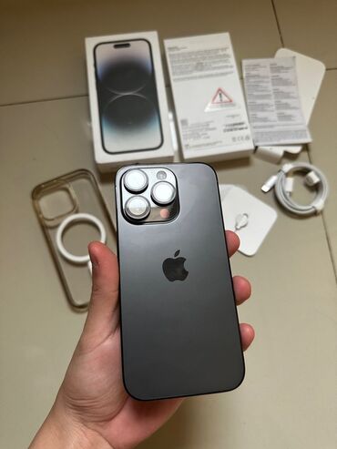 копия айфона: IPhone 14 Pro, Б/у, 256 ГБ, Black Titanium, Чехол, 80 %