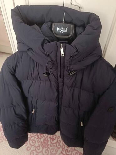 Sviterlər: Kigili kişi qış gödəkçəsi Ölçü - 66 Yenidi - Rəng: tünd lacivərt -