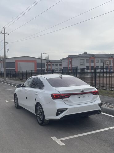 Kia: Kia K3: 2019 г., 1.6 л, Бензин, Седан — 5