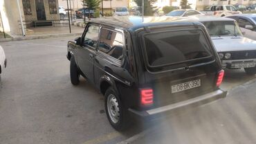 niva mator: VAZ (LADA) 4x4 Niva: 1.7 l | 1999 il 362315 km Hetçbek