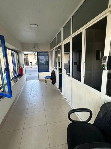 Binalar: Razində, Fidan şadlıq sarayı yolunda, Grandmartın yaxınlığında, 5 — 2