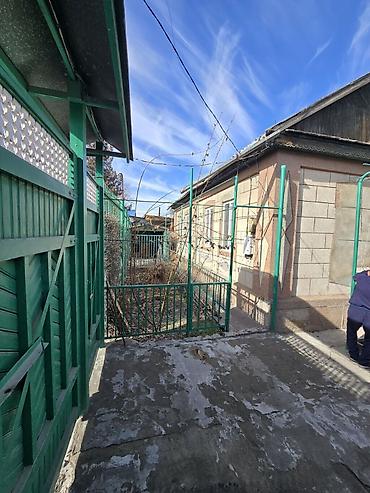 Продажа коттеджей и домов: Продаю дом р-н Лермонтова/ Ж. Жолу. Участок 6 сотоккирп, 2 дома на — 4