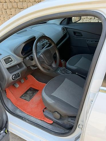 Chevrolet: Chevrolet Cobalt: 2017 г., 1.5 л, Механика, Бензин, Седан — 5