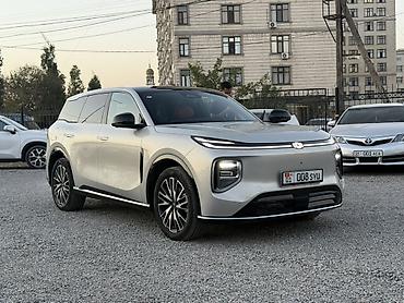 e5 olom: Changan : 2025 г., 1.5 л, Вариатор, Кроссовер — 9