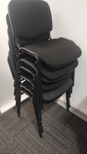 офисные кресло бу: Кеңсе отургучу, Колдонулган, түсү - Кара, Темир