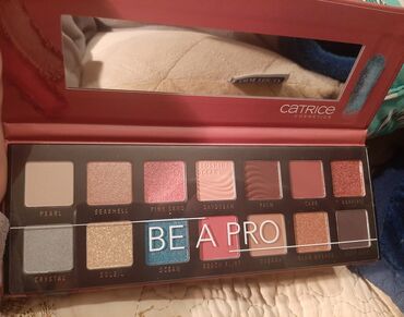 Šminka: Catrice pro slim blushing ocean paleta senki Novo sa celofanom. Uz — 7