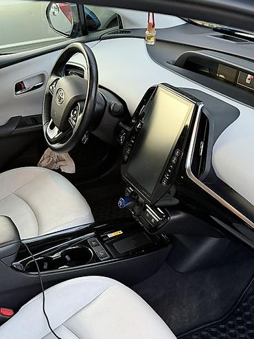 приус альфа: Toyota Prius: 2020 г., 1.8 л, Гибрид, Хэтчбэк — 2