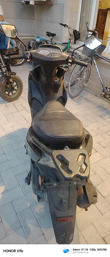matorlarin qiymeti: 50 cc benzin skuter satılır – 900 AZN 50 cc benzin mühərriki — 4
