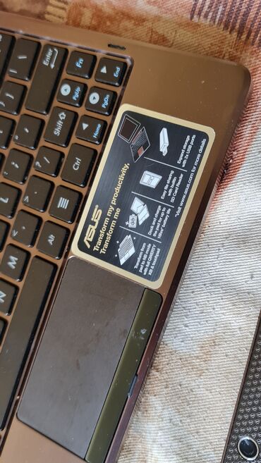 Tableti: ASUS Transformer – 2‑u‑1 tablet/laptop sa dock tastaturom - Serija — 26