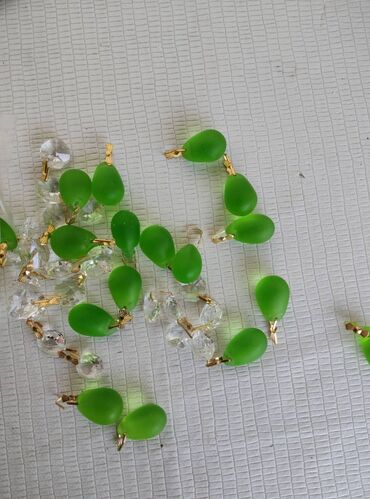 Digər işıqlandırma: Çoxdan qalma çex və rus xrustal çilçıraqlarin ehtiyat hissələri. Əgər — 2