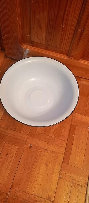 metbex krantlari: Emallı ləyən satılır. Ağ rəngli, dairəvi formalı və dərin quruluşa — 1