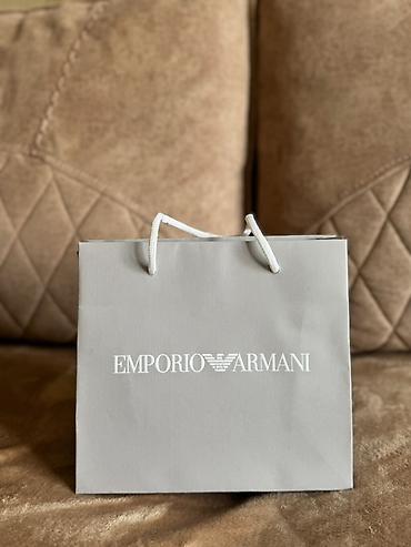 armani canta: Hədiyyə paketi, Yeni, rəng - Boz, Ünvandan götürmə, Ödənişli çatdırılma — 1