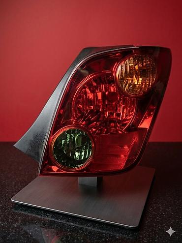 плафон тойота ист: Задний фонарь (стоп-сигнал) для Toyota Ist - Оригинальная задняя — 1