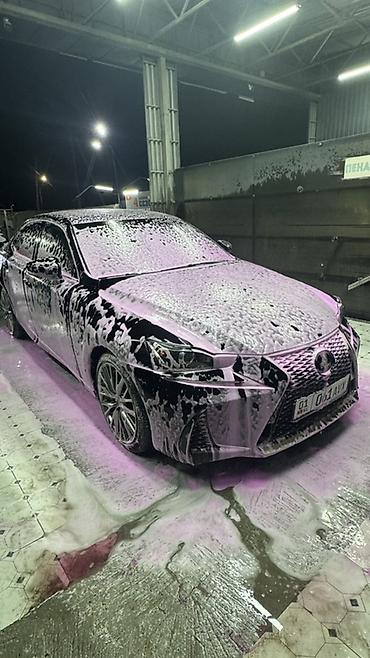 Lexus: Lexus IS: 2017 г., Седан — 4