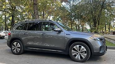 кибер трак: Mercedes-Benz : 2022 г., Автомат, Электромобиль, Кроссовер — 7