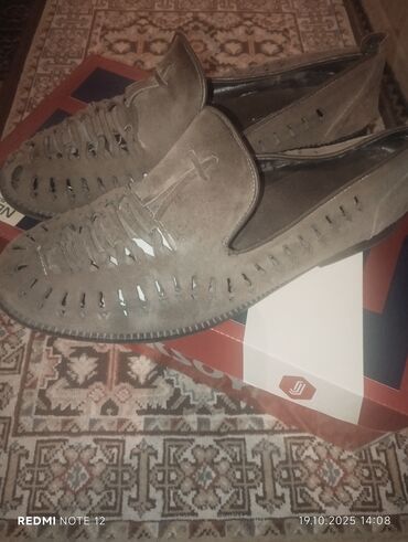 Polo köynəklər: Kişi üçün geyimlər çoxu tezedi kimidi kocle bağlı satılır ucuz qiymətə — 11