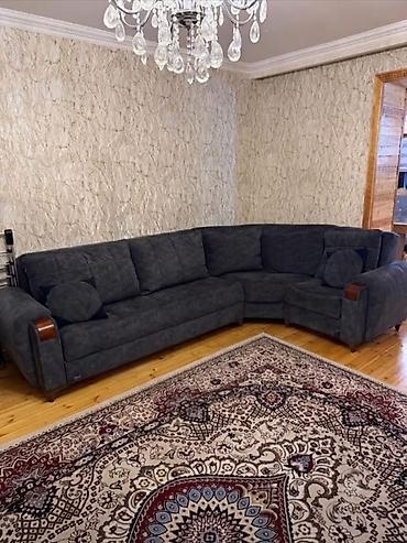 qədimi guzgu: Klassik stil yumşaq-boz və qızılı detallı qonaq otağı mebel dəsti və — 2