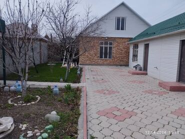 дом в городе бишкек: 120 м², 3 комнаты, Утепленный, Теплый пол, Бронированные двери