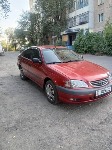 шины на нивы: Toyota Avensis: 2001 г., 1.8 л, Механика, Бензин, Хэтчбэк