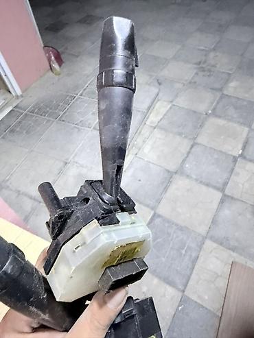 Ehtiyat hissələri: Məhsul: Avtomobil üçün sükanaltı kombinə edilmiş idarəetmə qolu — 4