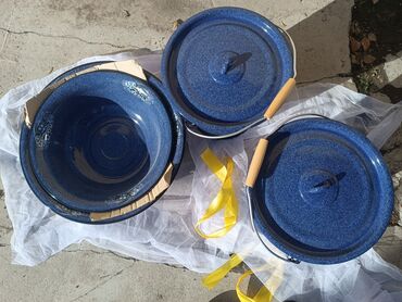 диваны турецкой: Набор эмалированной посуды синего цвета с краплением и цветочным