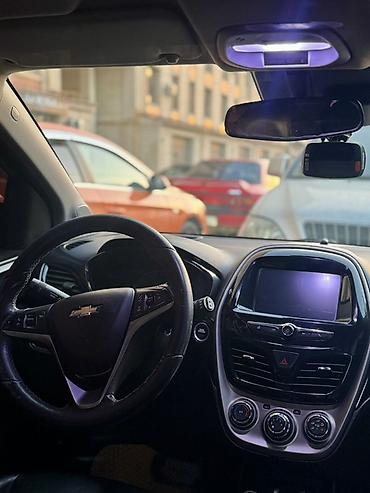 byd e2 2024: Chevrolet Spark: 2016 г., 1 л, Автомат, Бензин, Хэтчбэк — 3