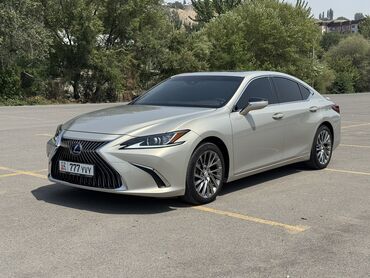електроный машина: Lexus ES: 2019 г., 2.5 л, Типтроник, Гибрид, Седан
