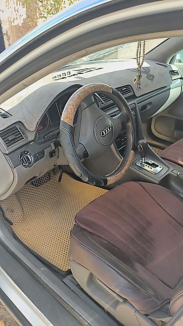 Audi: Audi A4: 2003 г., Автомат, Седан — 3