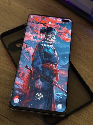 телефоны кнопачные: Samsung Galaxy S10 Plus, Колдонулган, 128 ГБ, түсү - Кара, 2 SIM, eSIM