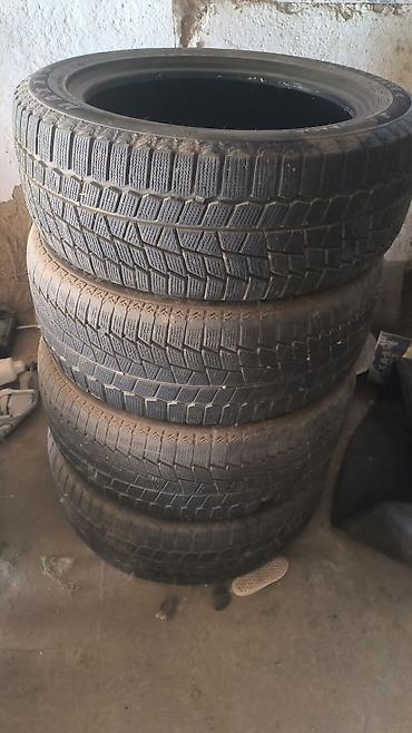 трещетки ремни: Шины 215 / 55 / R 17, Зима, Б/у, Комплект, Легковые, Китай, Maxxis — 2