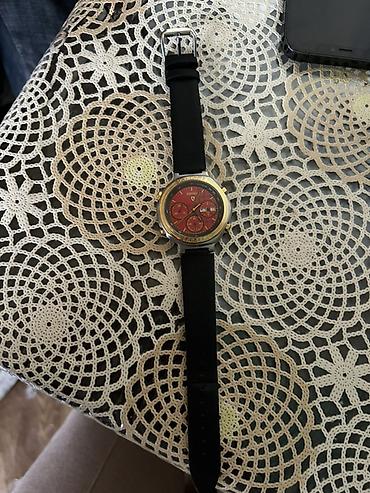 Ferrari: Ferrari brendli qol saatı - Rəng: qırmızı siferblat, qızılı bezel at lalafo.az — 5 Ferrari: Ferrari brendli qol saatı - Rəng: qırmızı siferblat, qızılı bezel — 5