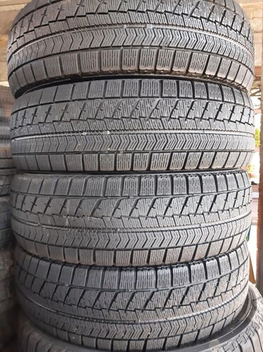 на сюрф 185: Шины 185 / 70 / R 14, Зима, Б/у, Комплект, Япония, Bridgestone