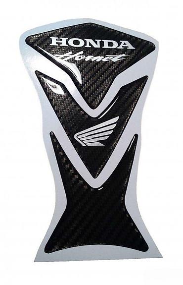 lil solid 2.0 žuto svjetlo: HONDA HORNET CARBON - tank pad - 694 📌 Opis: Samolepljivi protektor — 1
