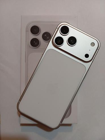 hp 470 g0: IPhone 17 Pro Max, 128 GB, Face ID — 4