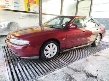 Mazda: Mazda 626: 1992 г., 1.8 л, Механика, Газ, Хэтчбэк