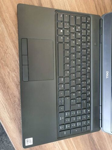 Dell: Intel Core i7, 32 GB OZU, 15.6 " — 2