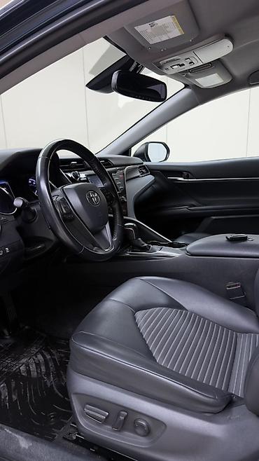 mers e210: Toyota Camry: 2019 г., 2.5 л, Автомат, Бензин, Седан — 3