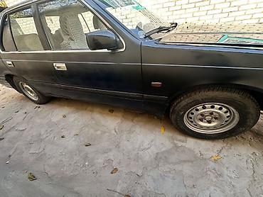 mazda 929: Mazda 929: 1987 г., 2 л, Механика, Бензин, Седан — 8