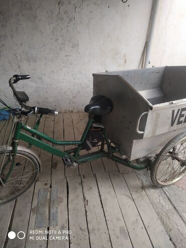Şəhər velosipedləri: Motorlu velosiped.Elektoronika tokla isleyir.350 kq ağırlıq dasiyir
