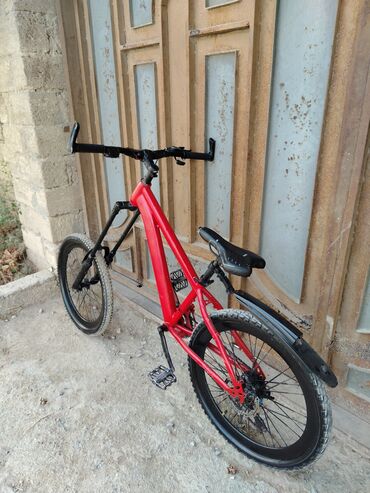 trinx x1 elite: Salam peredok velosiped ideal vəziyyətdədir arxa tormuz pacenikləri