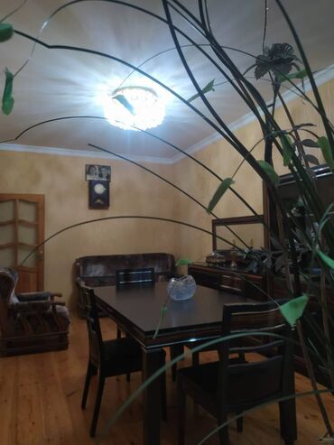 Köhnə tikili: Bakı, 3 otaqlı, Köhnə tikili, m. Neftçilər, 90 kv. m — 2