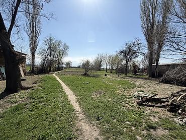 Продажа коттеджей и домов: Продается дом. г.Кара-Балта(в с.Вознесеновка). Дом состоит из — 8