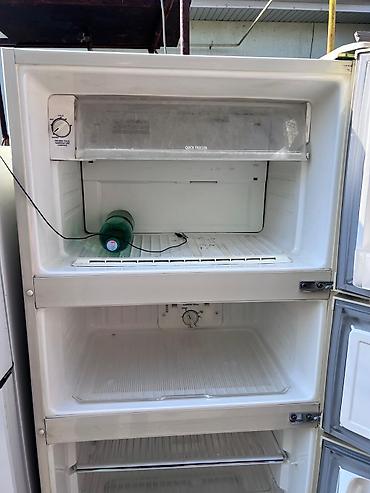 used small size refrigerator: Холодильник LG, Б/у, Трехкамерный, Total no frost, 66 * 175 * 63 — 4
