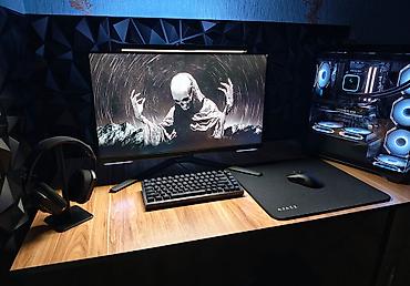 2 ci el ipad: Samsung Odyssey G7 28" 4K 144Hz Oyuncu Monitoru. Monitor çox səliqəli — 3