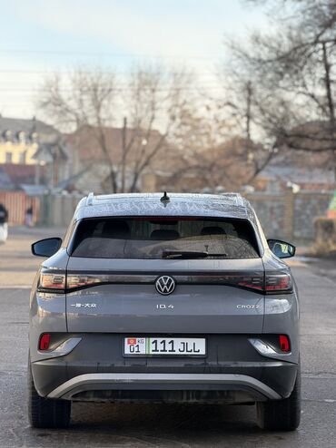 Volkswagen: Volkswagen ID.4: 2022 г., Электромобиль — 11