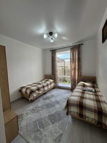 Долгосрочная аренда квартир: 3 комнаты, Собственник — 9