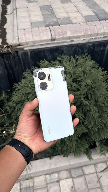 note 2: HONOR X7a Plus — смартфон на MagicOS 8. Характеристики с экрана: - — 3