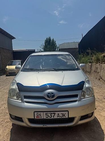 kirgiz auto: Toyota Corolla Verso: 2005 г., 1.8 л, Механика, Бензин, Минивэн — 3